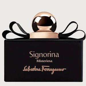 Signorina Misteriosa Salvatore Ferragamo perfume. A fruity, mild citrus smell